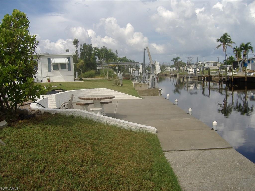 PINE ISLAND COVE - Land