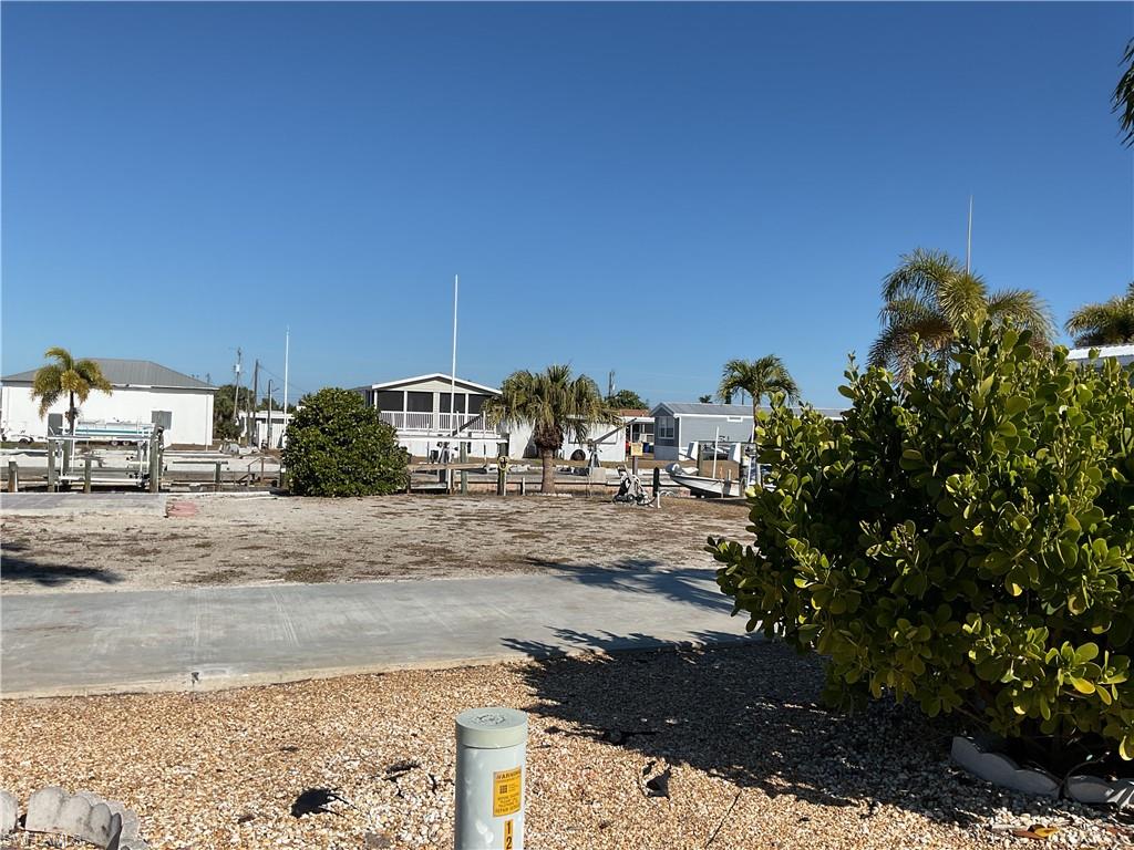 PINE ISLAND COVE - Land