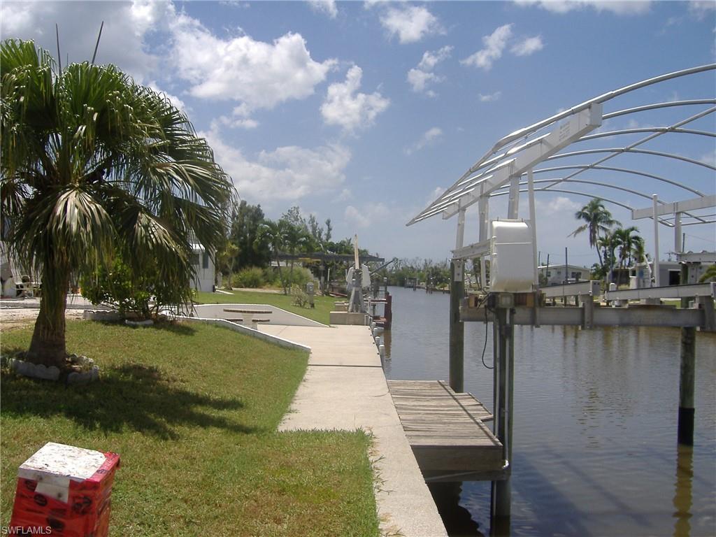 PINE ISLAND COVE - Land