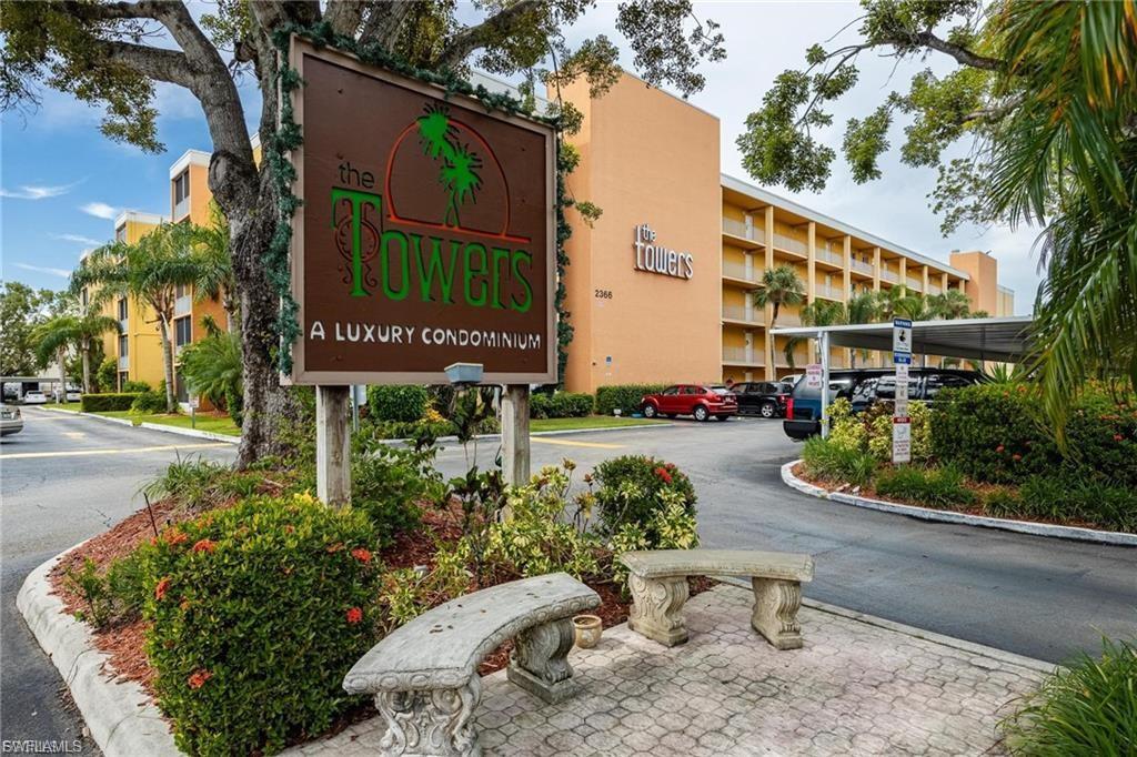 TOWERS CONDO - Residential