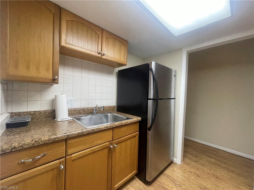 TOWERS CONDO - Residential