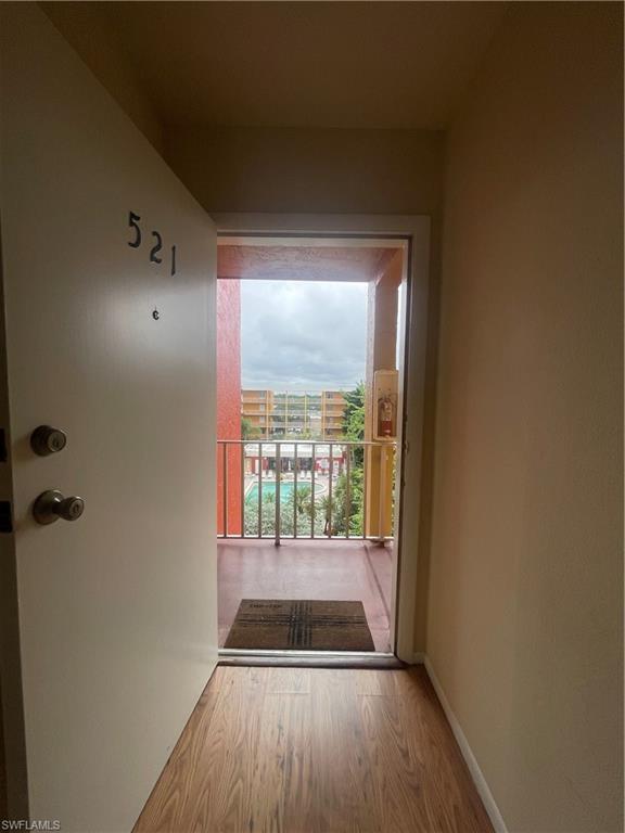 TOWERS CONDO - Residential