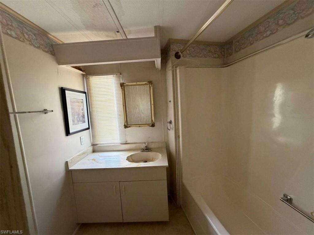 LAKE ARROWHEAD MOB VILLAGE - Residential