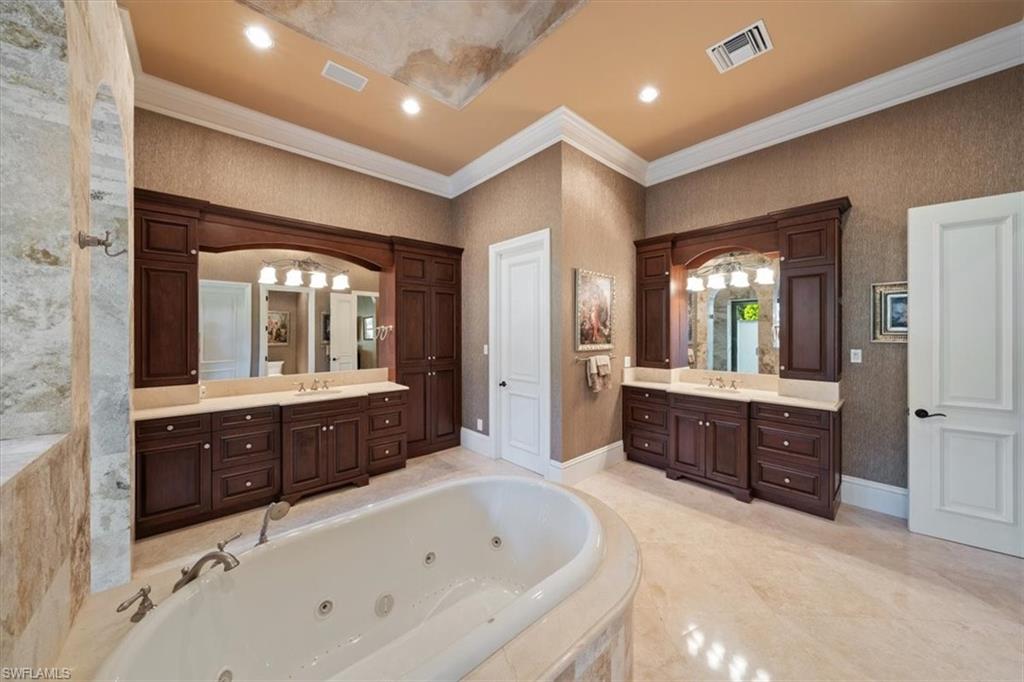 QUAIL WEST - Residential