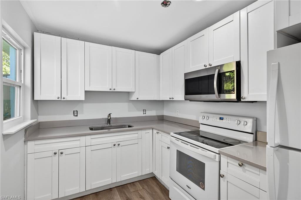 MEAD VILLAS - Residential