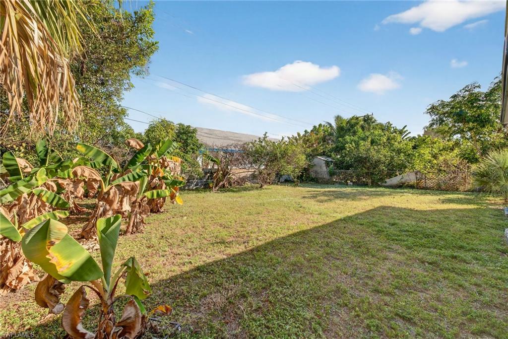 MEAD VILLAS - Residential