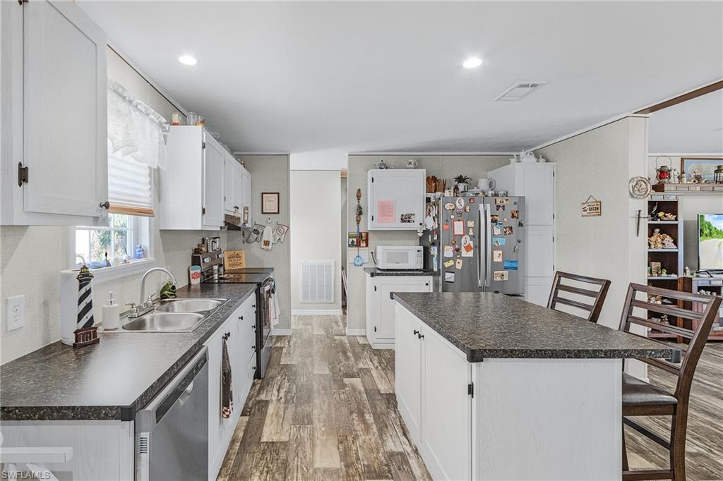 PINE ISLAND COVE - Residential