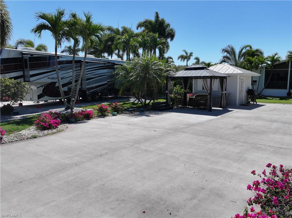 CYPRESS WOODS RV RESORT - Land