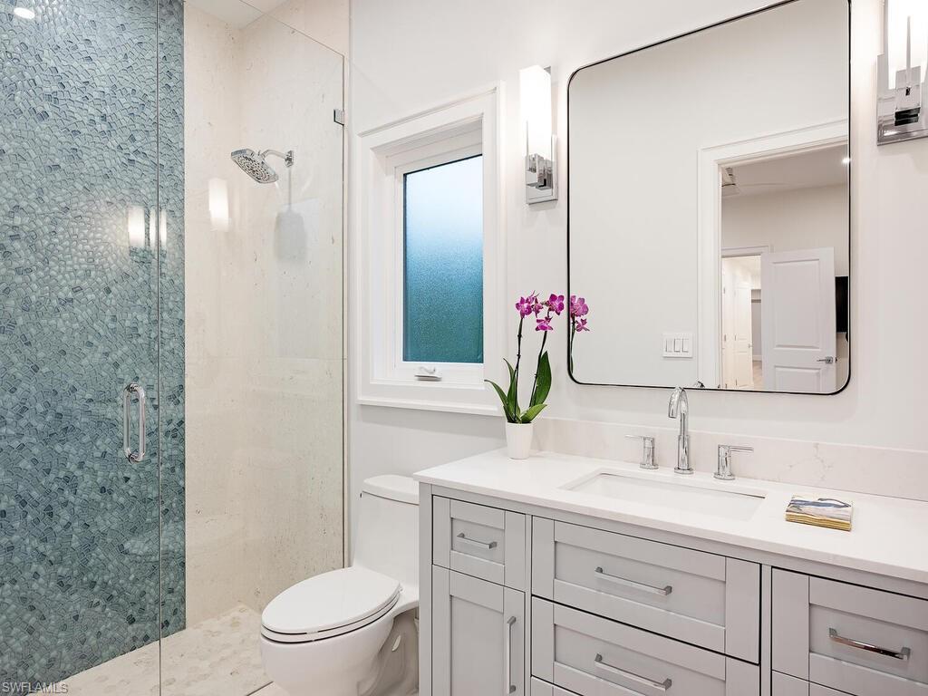 MOORINGS - Residential