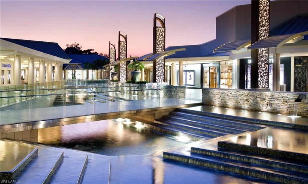 MOORINGS - Residential