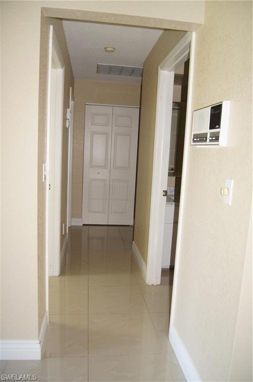 SAN CARLOS PARK - Residential