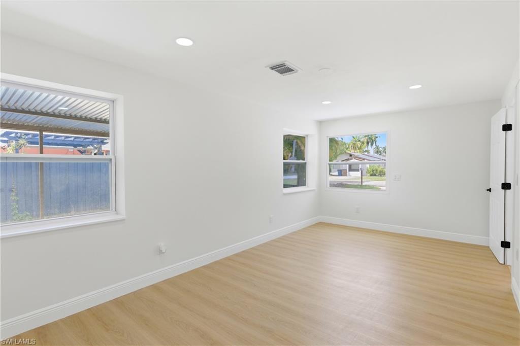 ALABAMA GROVE TERRACE - Residential