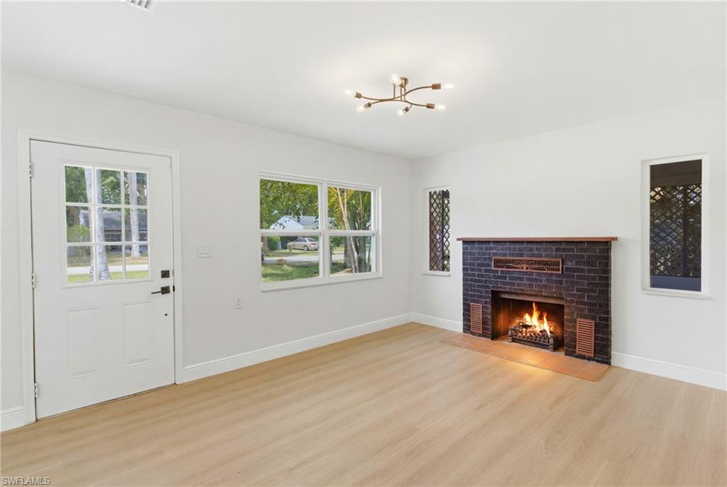 ALABAMA GROVE TERRACE - Residential