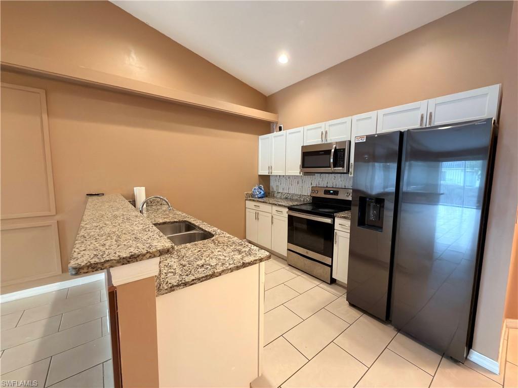 CAPE CORAL - Residential Lease