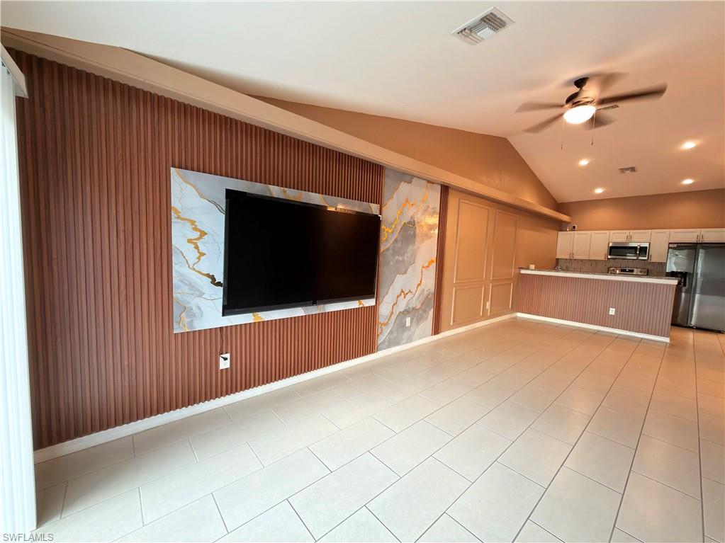 CAPE CORAL - Residential Lease