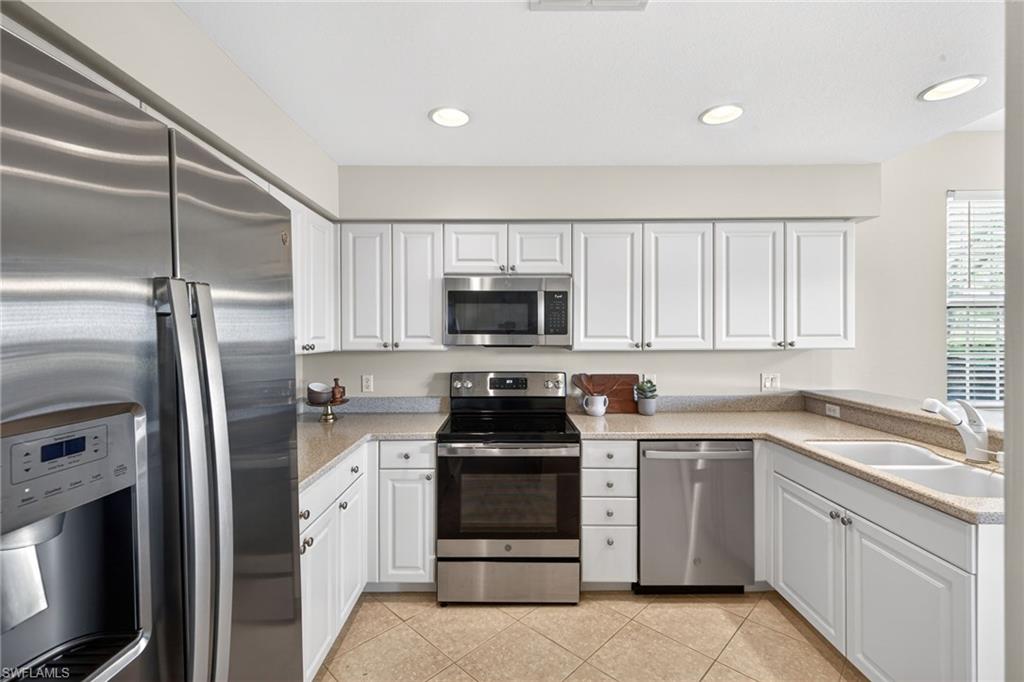 PALMETTO RIDGE AT SHADOW WOOD - Residential