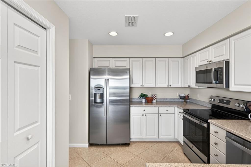 PALMETTO RIDGE AT SHADOW WOOD - Residential