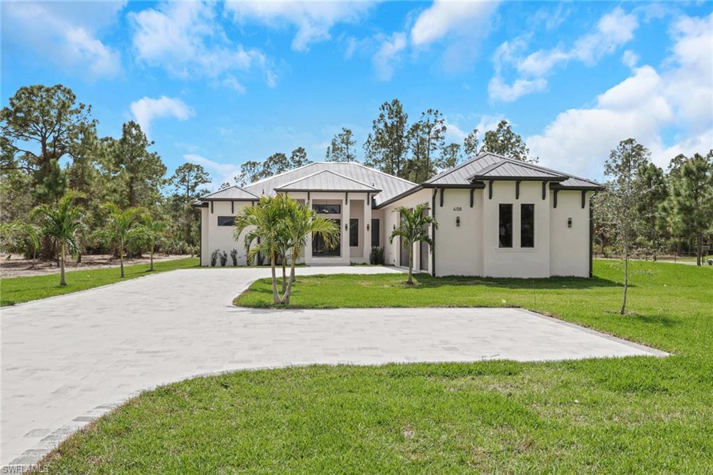 GOLDEN GATE ESTATES - Residential