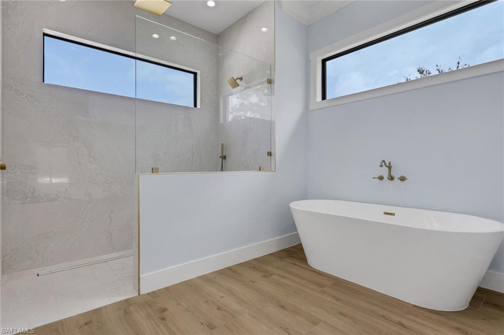 GOLDEN GATE ESTATES - Residential