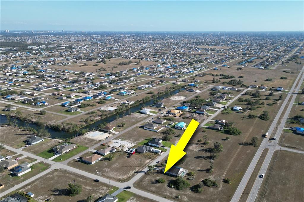 CAPE CORAL - Land