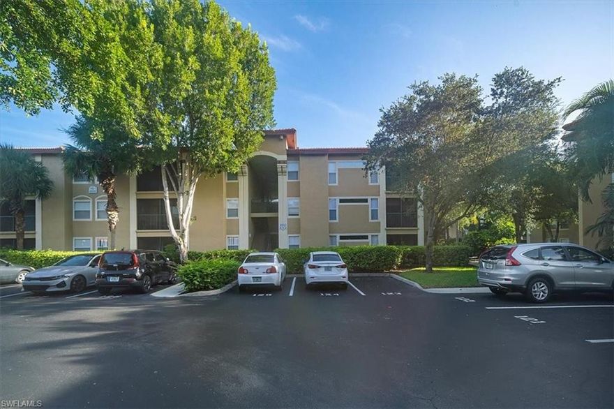 C6790- ATTENTION FUTURE SNOWBIRDS AND INVESTORS! Immaculate First floor, 2 bed 2 bath unit now available. Breakfast bar, split bedrooms. Peaceful courtyard view. Includes a rarely available carport and a designated open parking space. Unfurnished and ready for your design touches. Resort style saltwater pool and spa, workout facilities and tennis court all included in your ownership.  A gorgeous gated community located within a quick drive to the beaches and close to high-end shopping developments and I-75. San Mirage has it all! Need a place to park yourself during winter season? San Mirage #818 is perfect as your winter getaway.