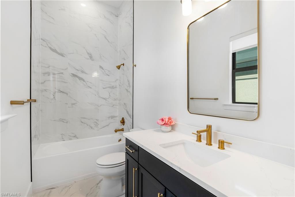 CAYMAS - Residential