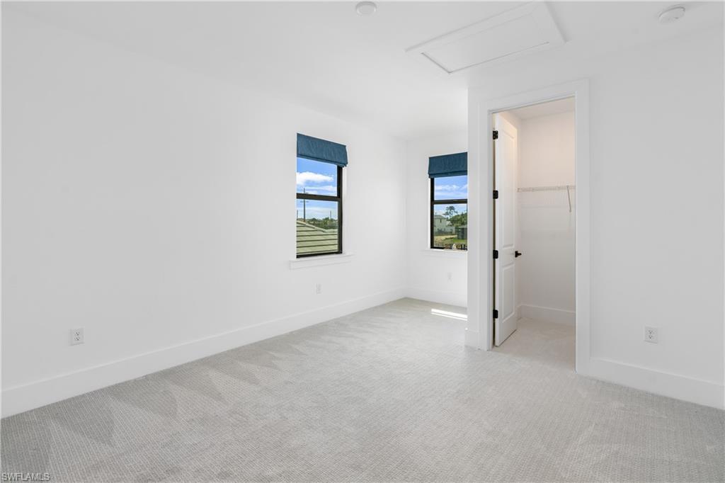 CAYMAS - Residential