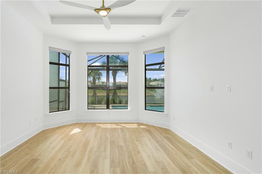 CAYMAS - Residential