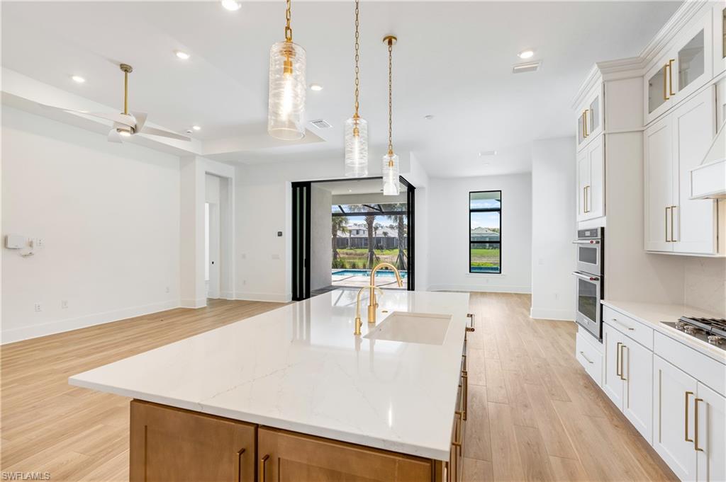 CAYMAS - Residential