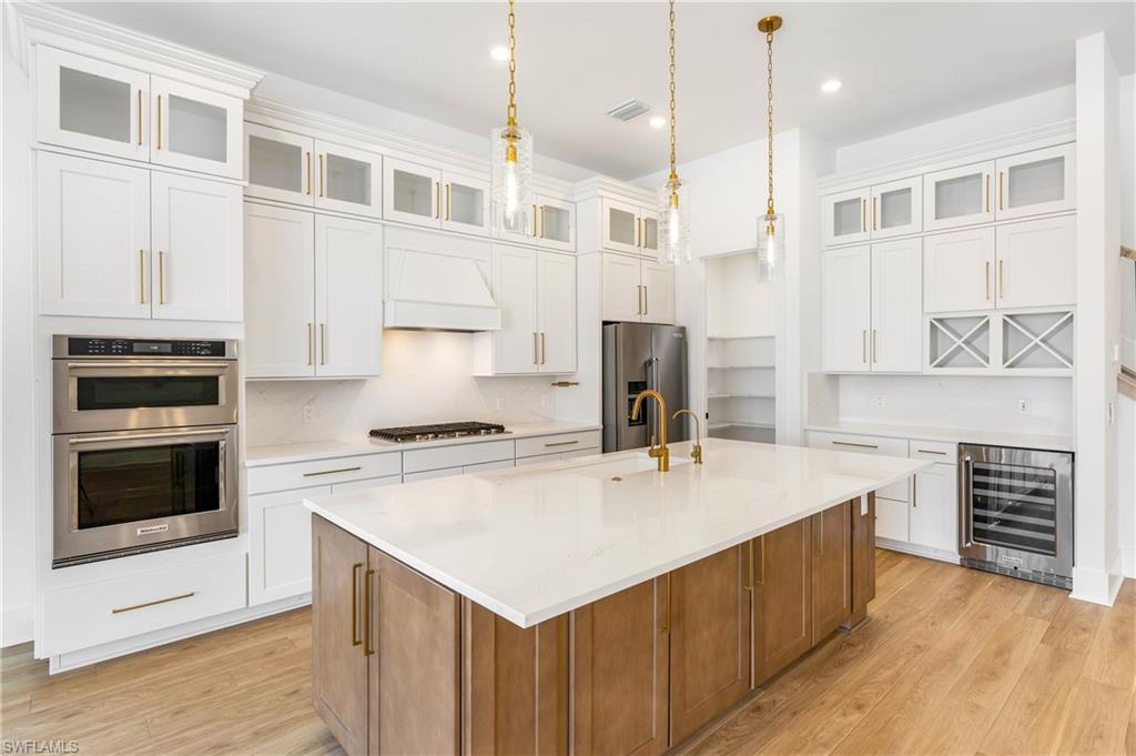 CAYMAS - Residential