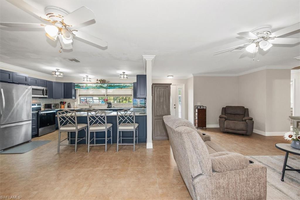 YACHT CLUB COLONY - Residential