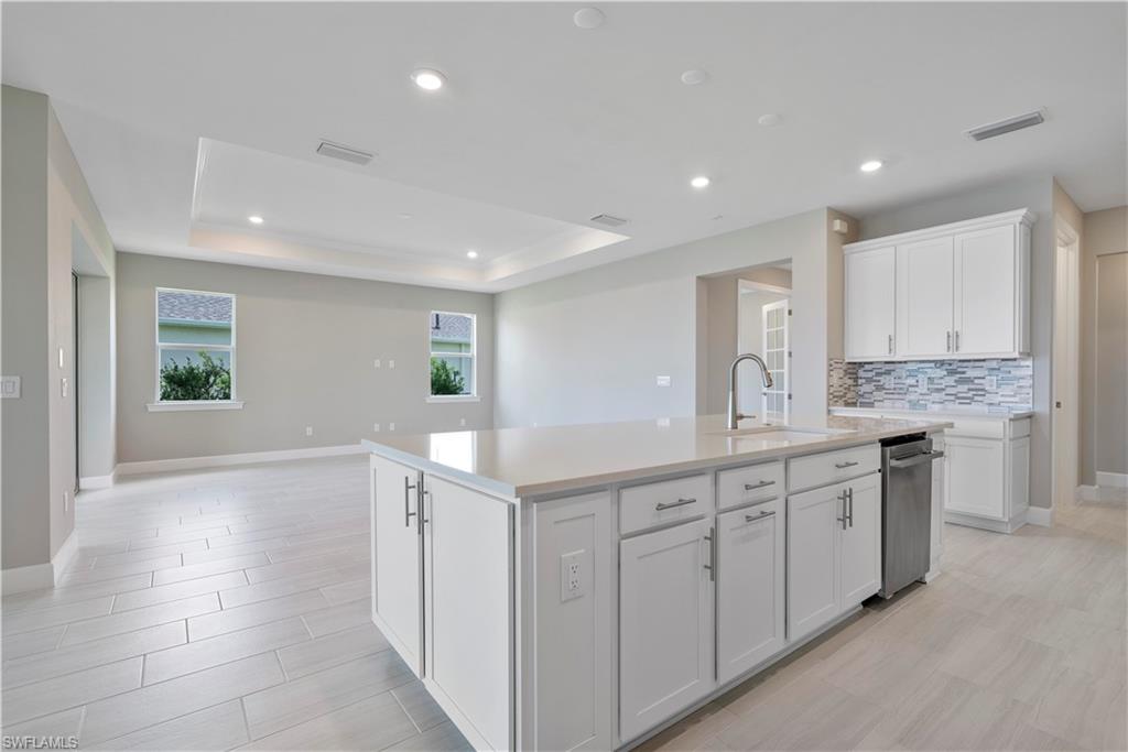 EDGEWATER SHORES - Residential