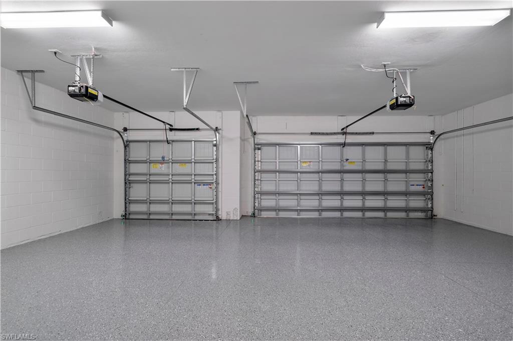 EDGEWATER SHORES - Residential