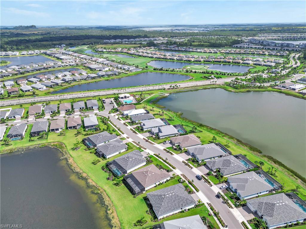 EDGEWATER SHORES - Residential