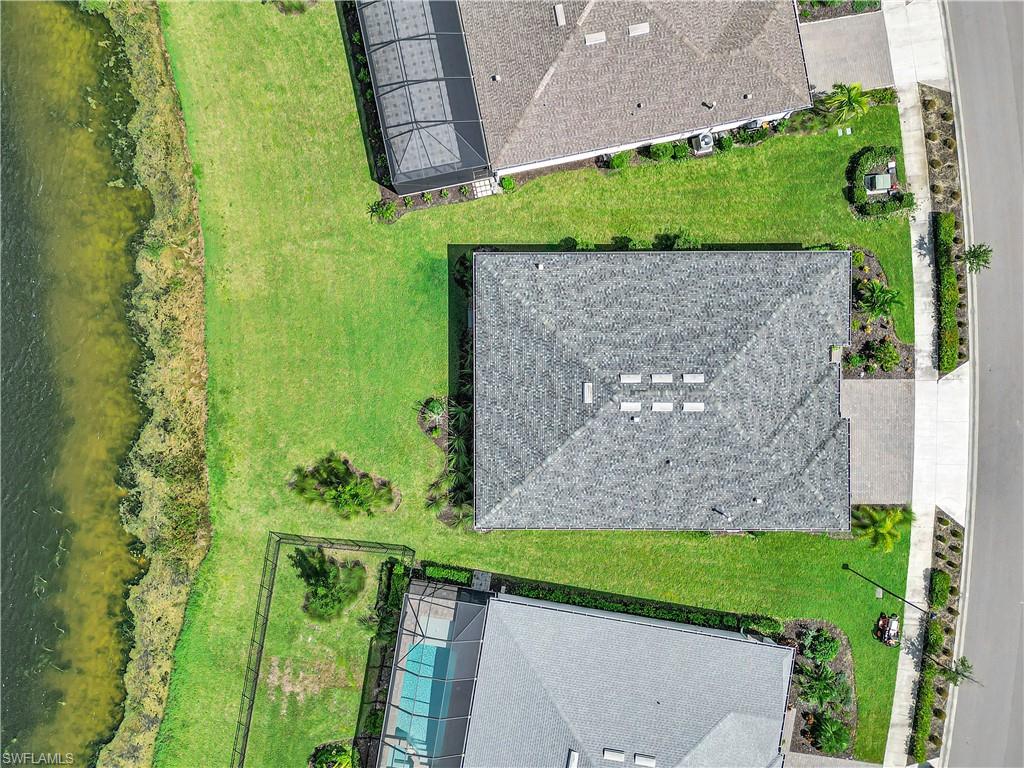 EDGEWATER SHORES - Residential