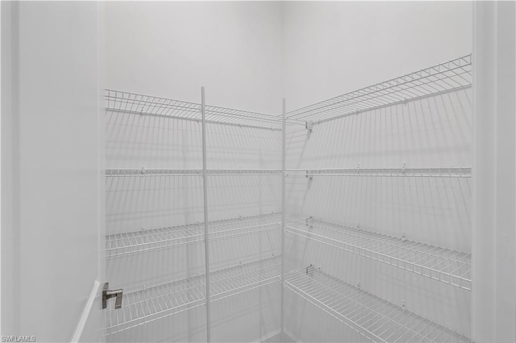 EDGEWATER SHORES - Residential