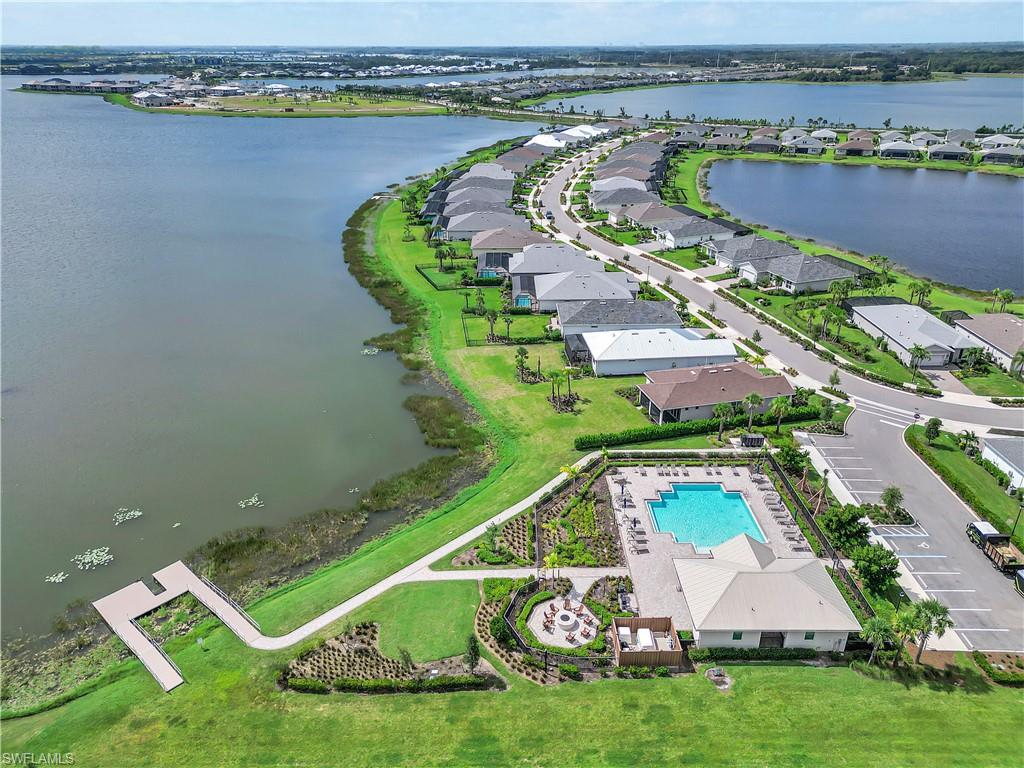 EDGEWATER SHORES - Residential