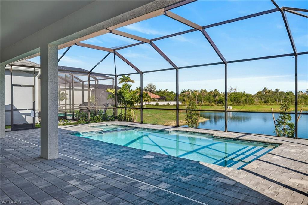 SANDY KEY - Residential