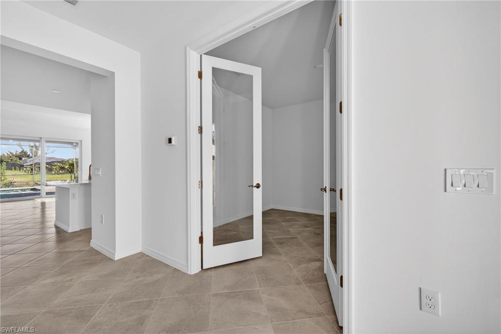 SANDY KEY - Residential