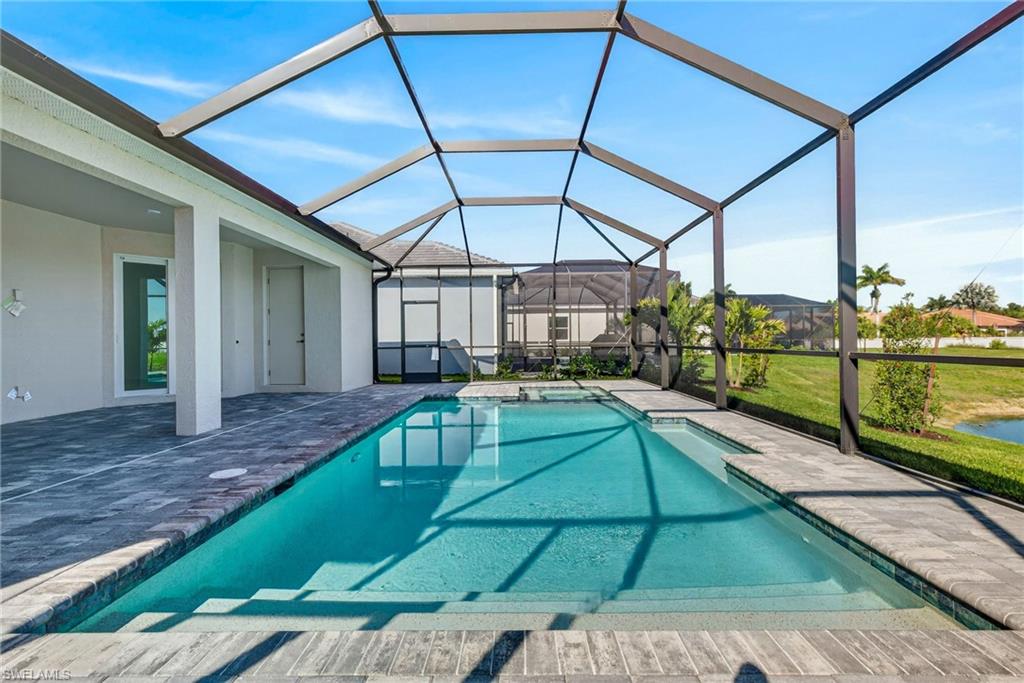 SANDY KEY - Residential