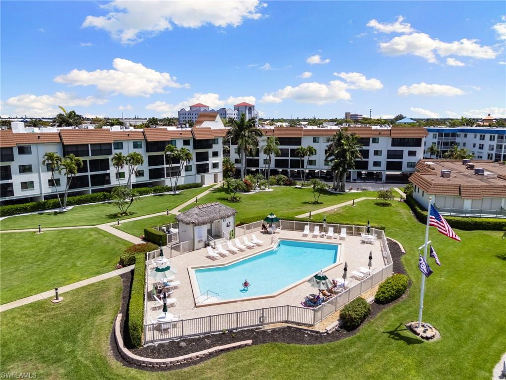 SMOKEHOUSE HARBOUR - Residential