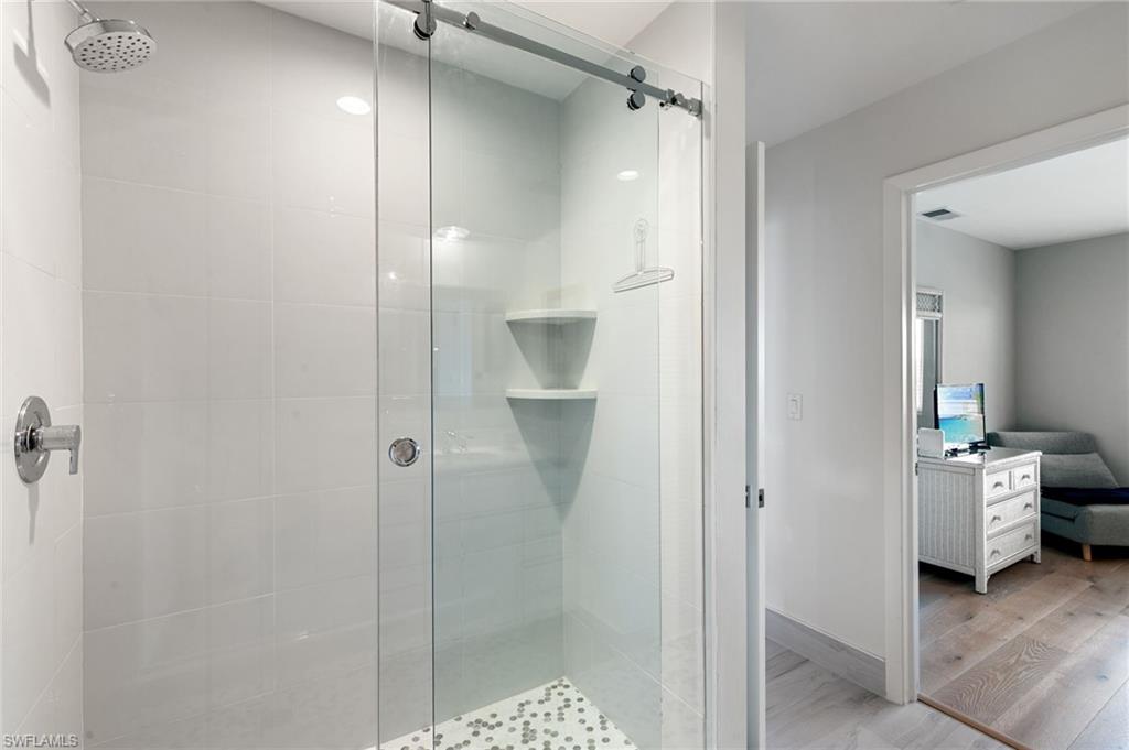 SMOKEHOUSE HARBOUR - Residential