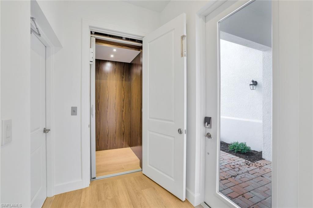 FAIRGROVE - Residential Lease