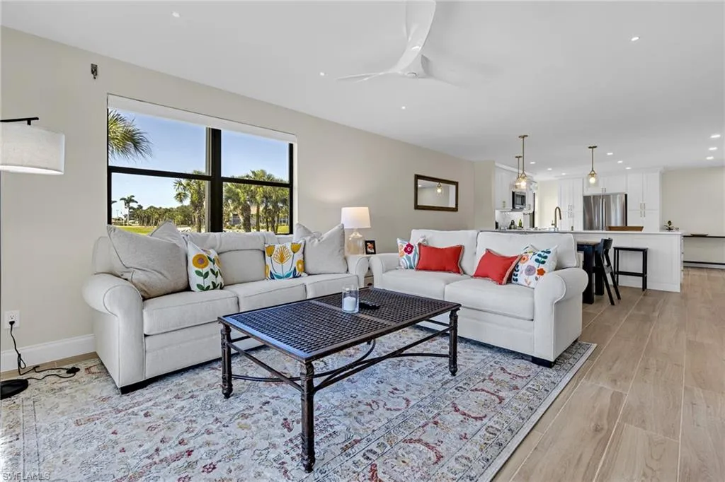 Fort Myers, Florida 33908, United States, 2 Bedrooms Bedrooms, ,2 BathroomsBathrooms,Residential,Active,56923