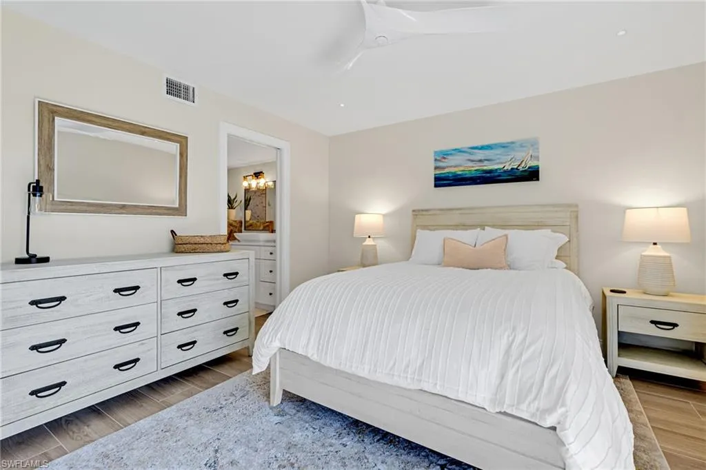 Fort Myers, Florida 33908, United States, 2 Bedrooms Bedrooms, ,2 BathroomsBathrooms,Residential,Active,56923