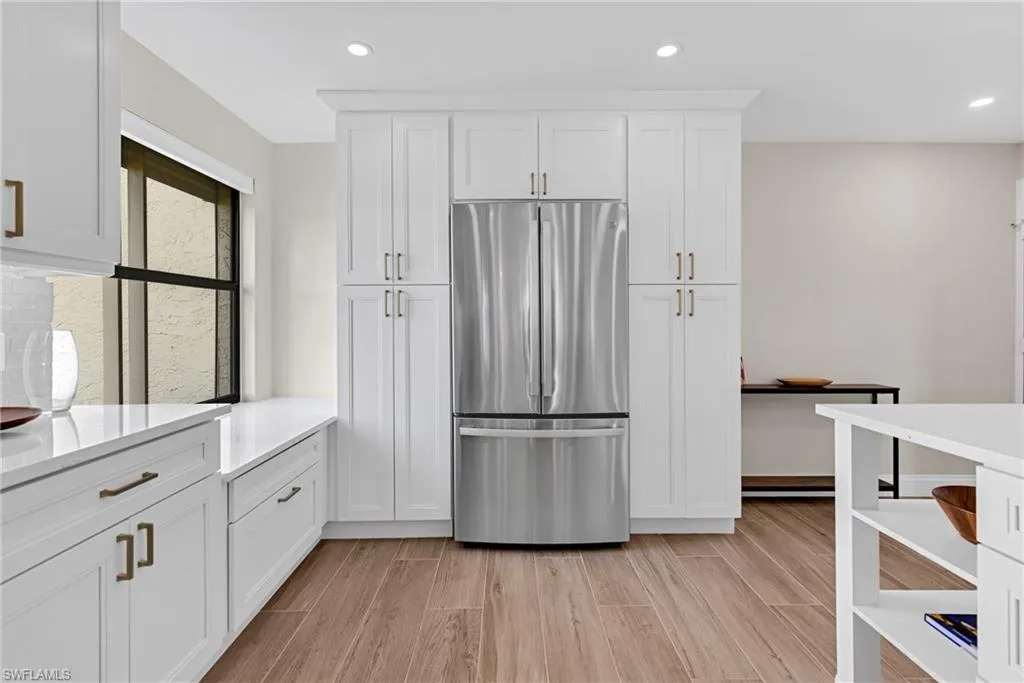 Fort Myers, Florida 33908, United States, 2 Bedrooms Bedrooms, ,2 BathroomsBathrooms,Residential,Active,56923