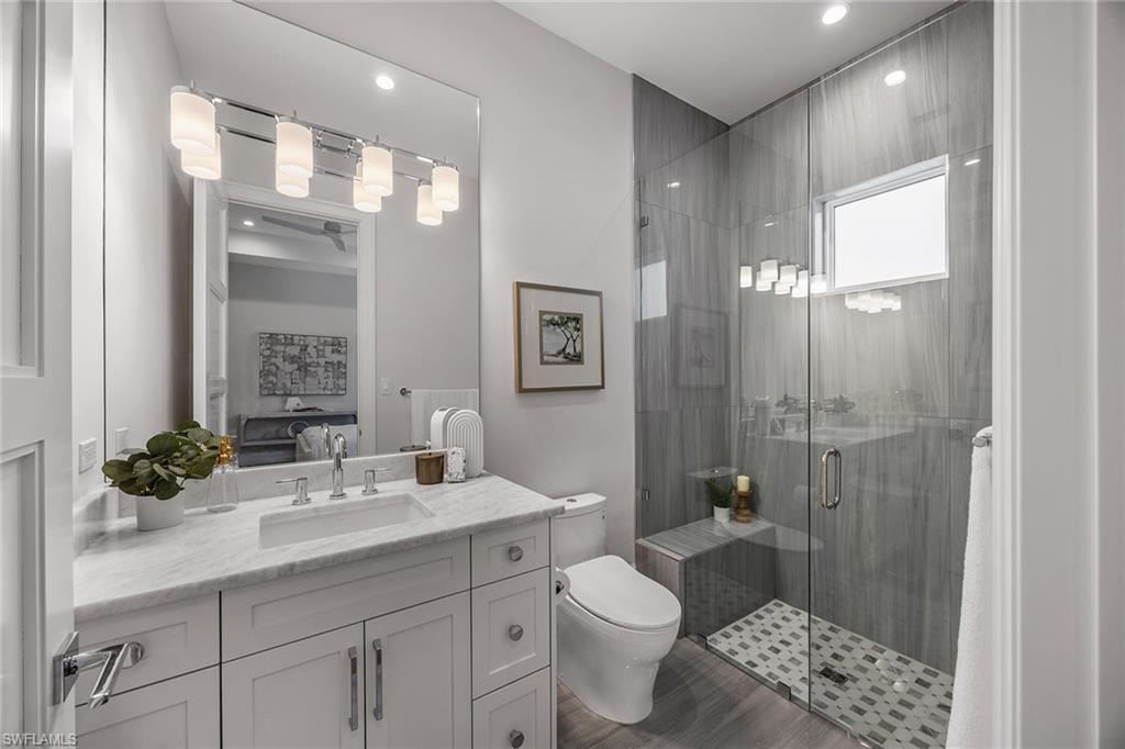 MOORINGS - Residential