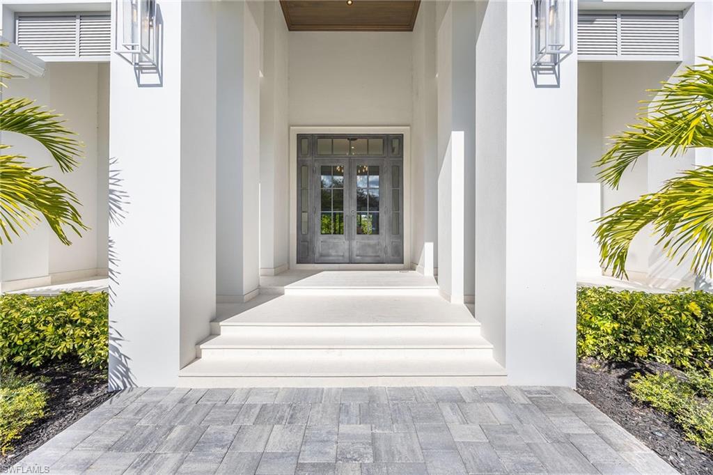 MOORINGS - Residential