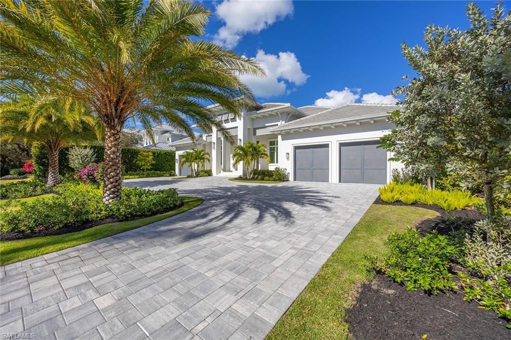 Photo of 375 Bow Line DR, NAPLES, FL 34103 (MLS # 226001364)