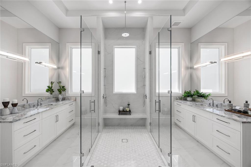 MOORINGS - Residential